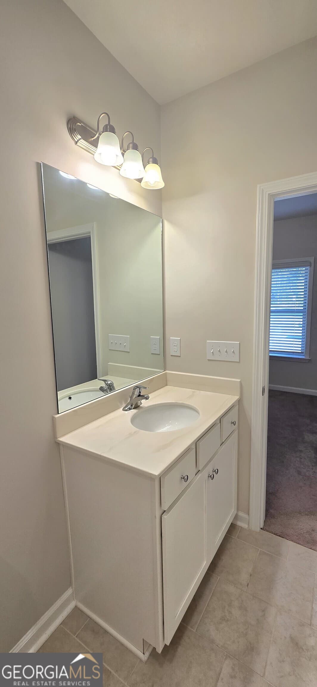3 bedroom, 3.5 bathroom, 1,977 sq ft townhouse for rent at 3608 Hidden Valley Circle, Lawrenceville, GA 30044 for $2,400 a month — photo 8