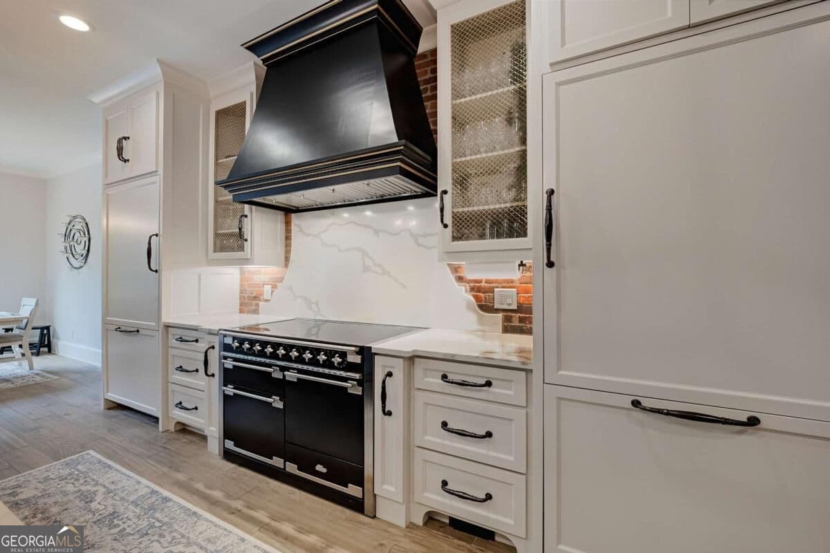 6 bedroom, 4 bathroom, 6,586 sq ft single family residence for sale at 4478 Cedarcrest Road, Acworth, GA 30101 — photo 9
