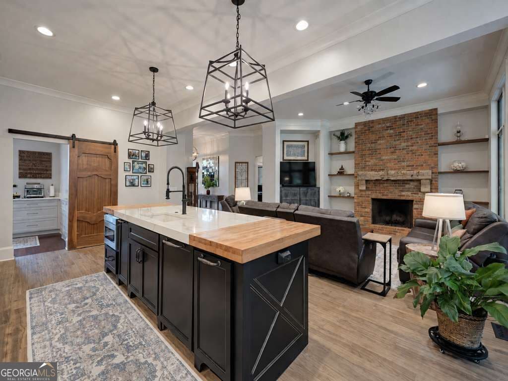 6 bedroom, 4 bathroom, 6,586 sq ft single family residence for sale at 4478 Cedarcrest Road, Acworth, GA 30101 — photo 4