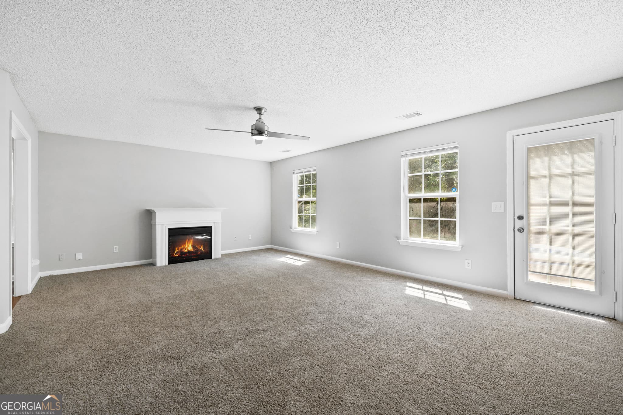 4 bedroom, 2.5 bathroom, 2,156 sq ft single family residence for sale at 1883 Simmons Lane, Hampton, GA 30228 — photo 9