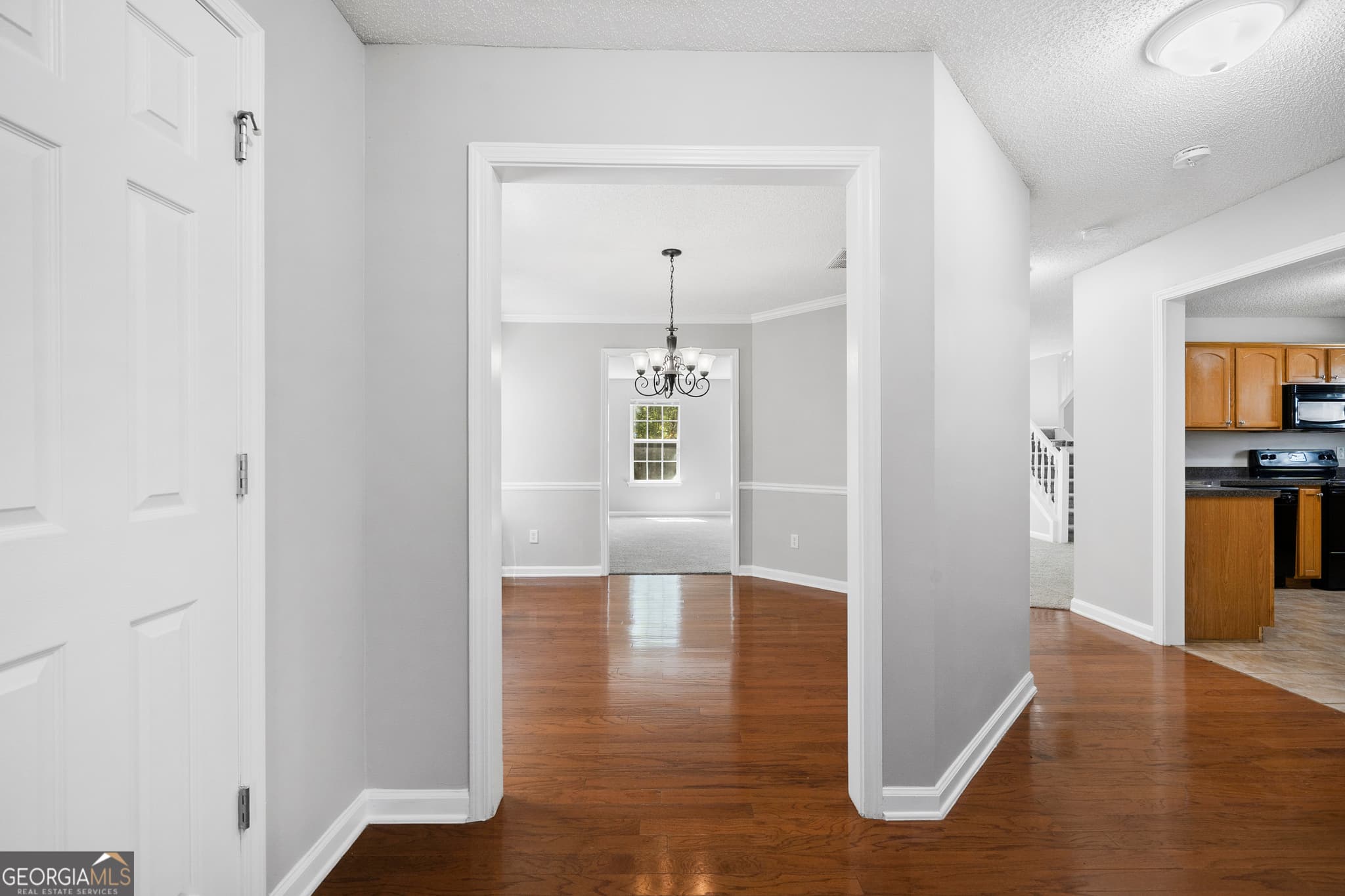 4 bedroom, 2.5 bathroom, 2,156 sq ft single family residence for sale at 1883 Simmons Lane, Hampton, GA 30228 — photo 4