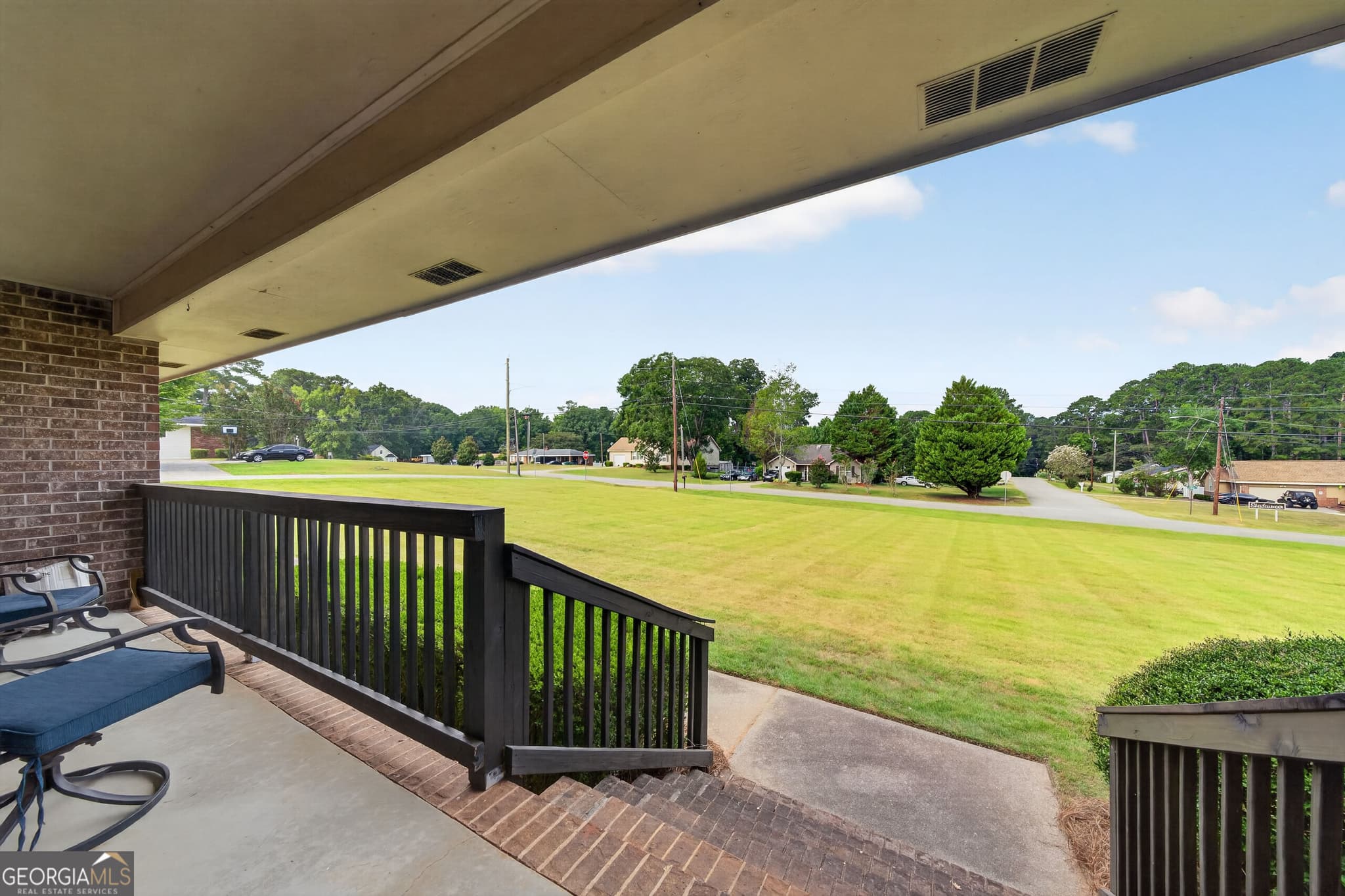 3 bedroom, 3 bathroom, 1,980 sq ft single family residence for sale at 765 Central Road, Thomson, GA 30824 — photo 6