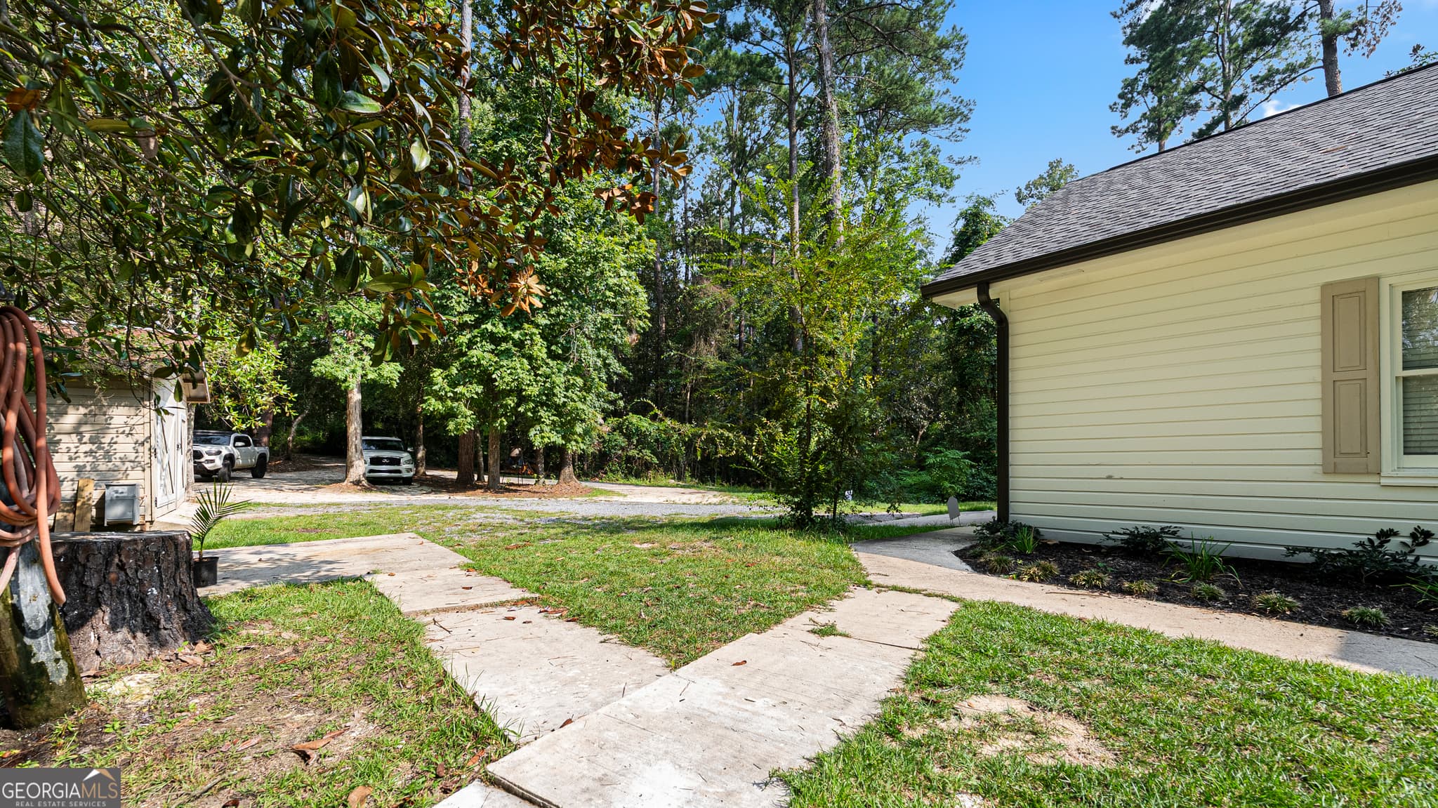 3 bedroom, 3 bathroom, 2,199 sq ft single family residence for sale at 109 High Bluff Road, Baxley, GA 31513 — photo 9