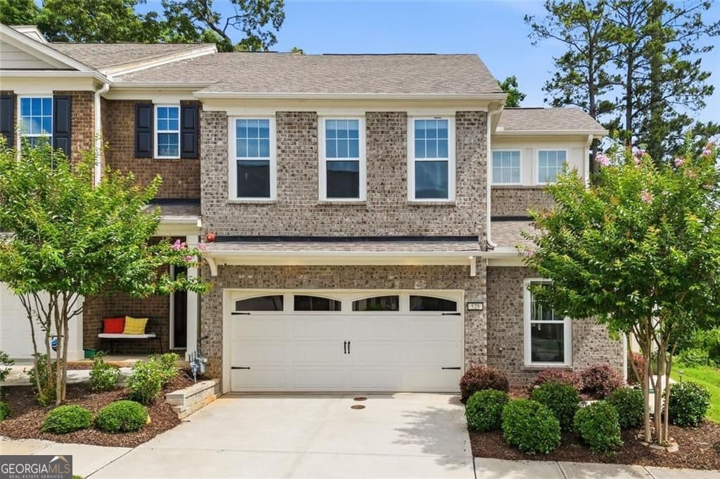 3 bedroom, 2.5 bathroom, 1,994 sq ft townhouse sold at 529 Garvin Drive, Woodstock, GA 30189