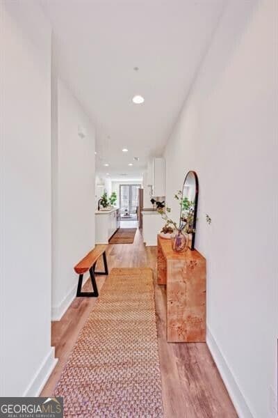 1 bedroom, 1 bathroom, 870 sq ft townhouse for sale at 14 Becker Place, Atlanta, GA 30307 — photo 3