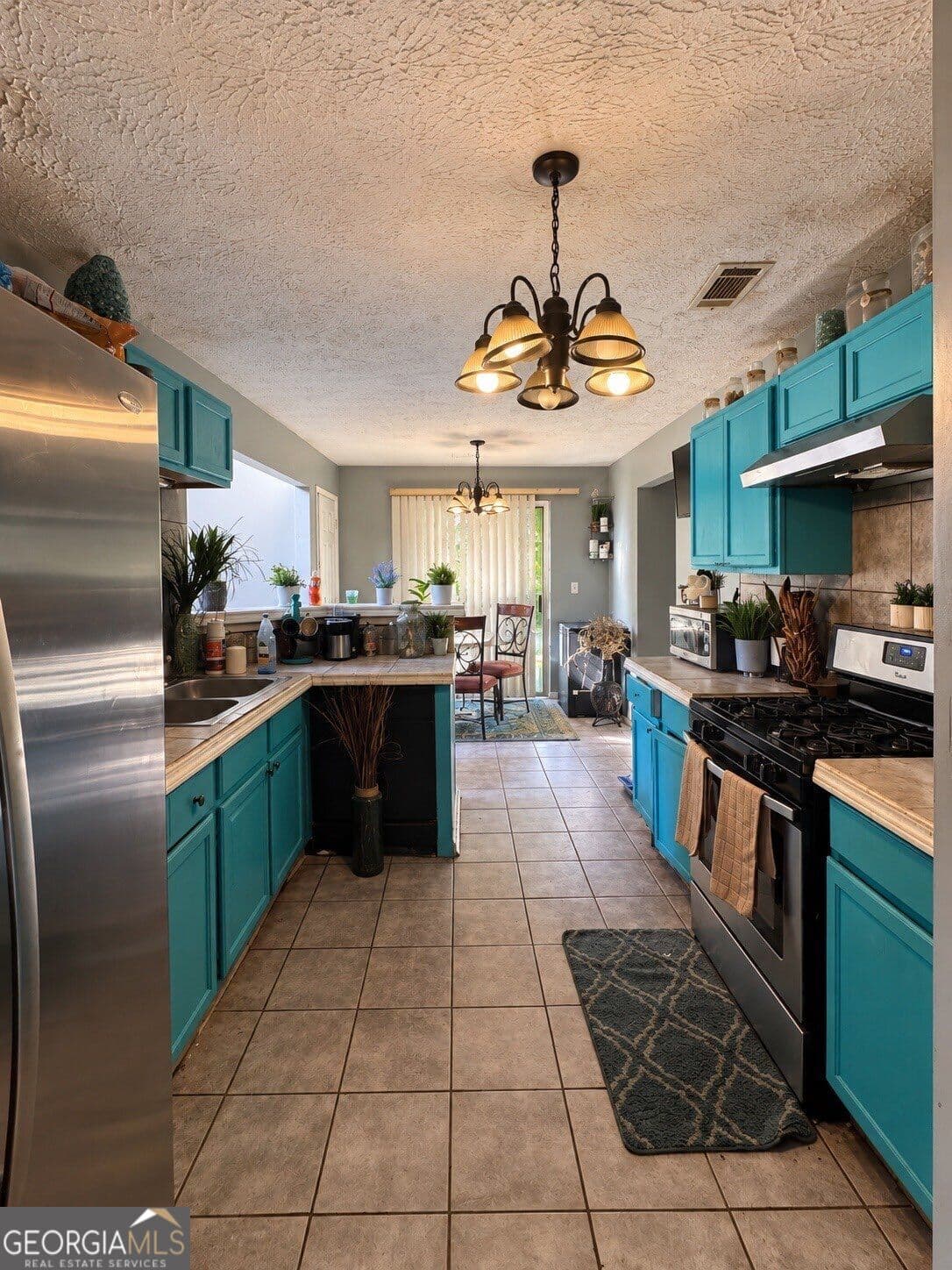 3 bedroom, 2.5 bathroom, 1,804 sq ft single family residence for sale at 435 Burdett Ridge Court, South Fulton, GA 30349 — photo 7