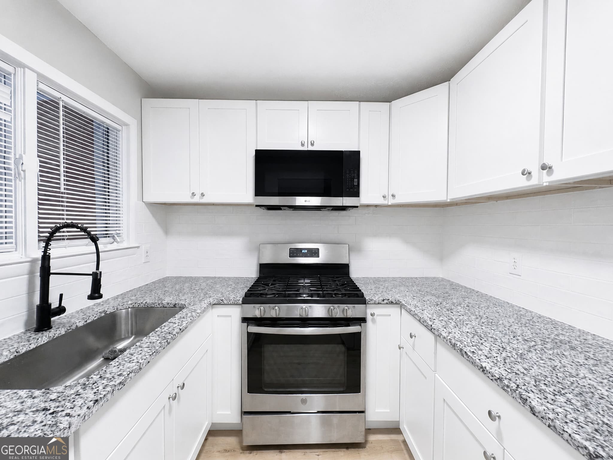 3 bedroom, 2 bathroom, 1,344 sq ft condominium for sale at 1809 Ashborough Circle C, Marietta, GA 30067 — photo 10