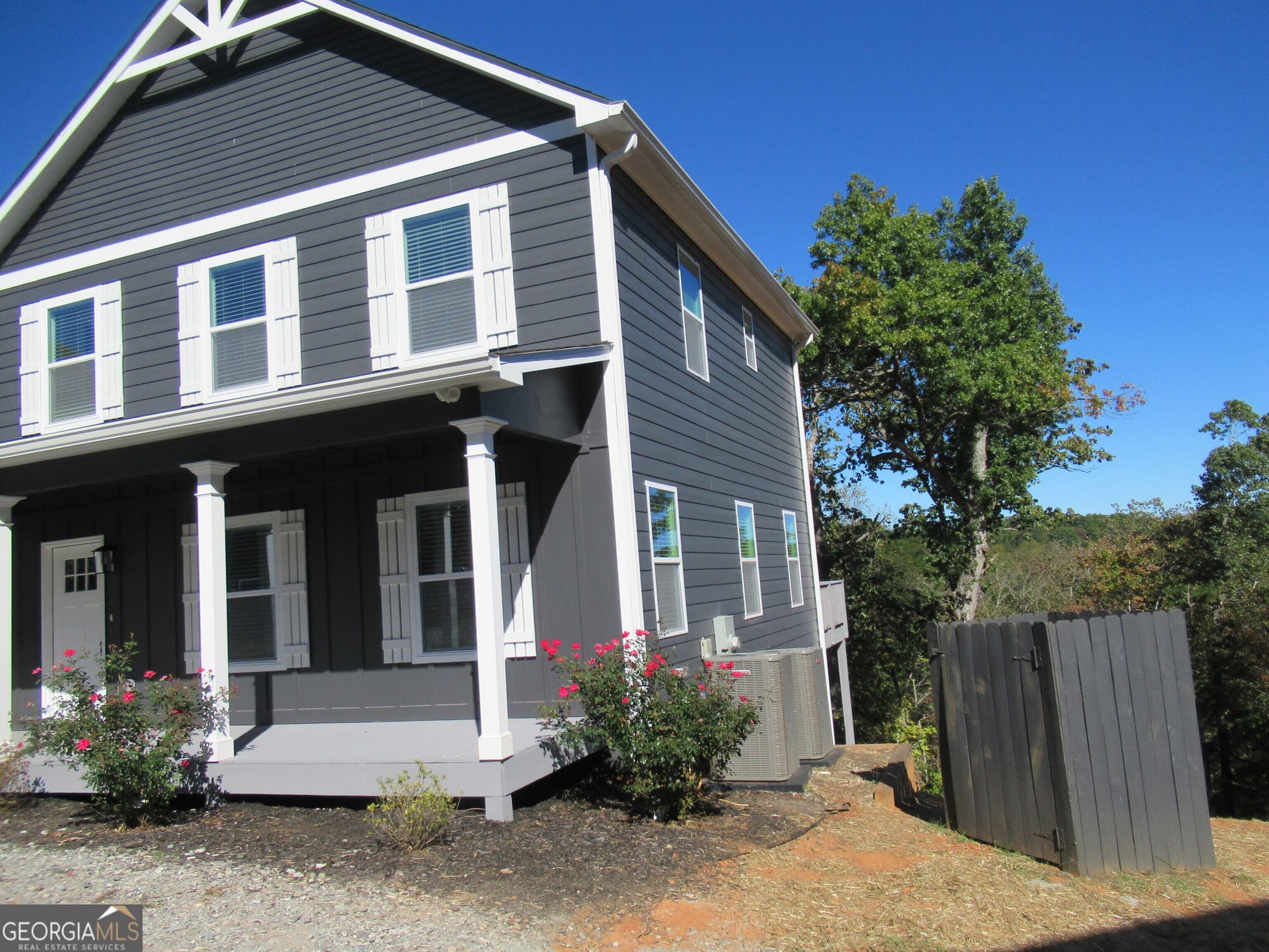 5 bedroom, 3.5 bathroom, 2,250 sq ft single family residence for rent at 757 Old Kerns Road, Dawsonville, GA 30534 for $2,300 a month — photo 3