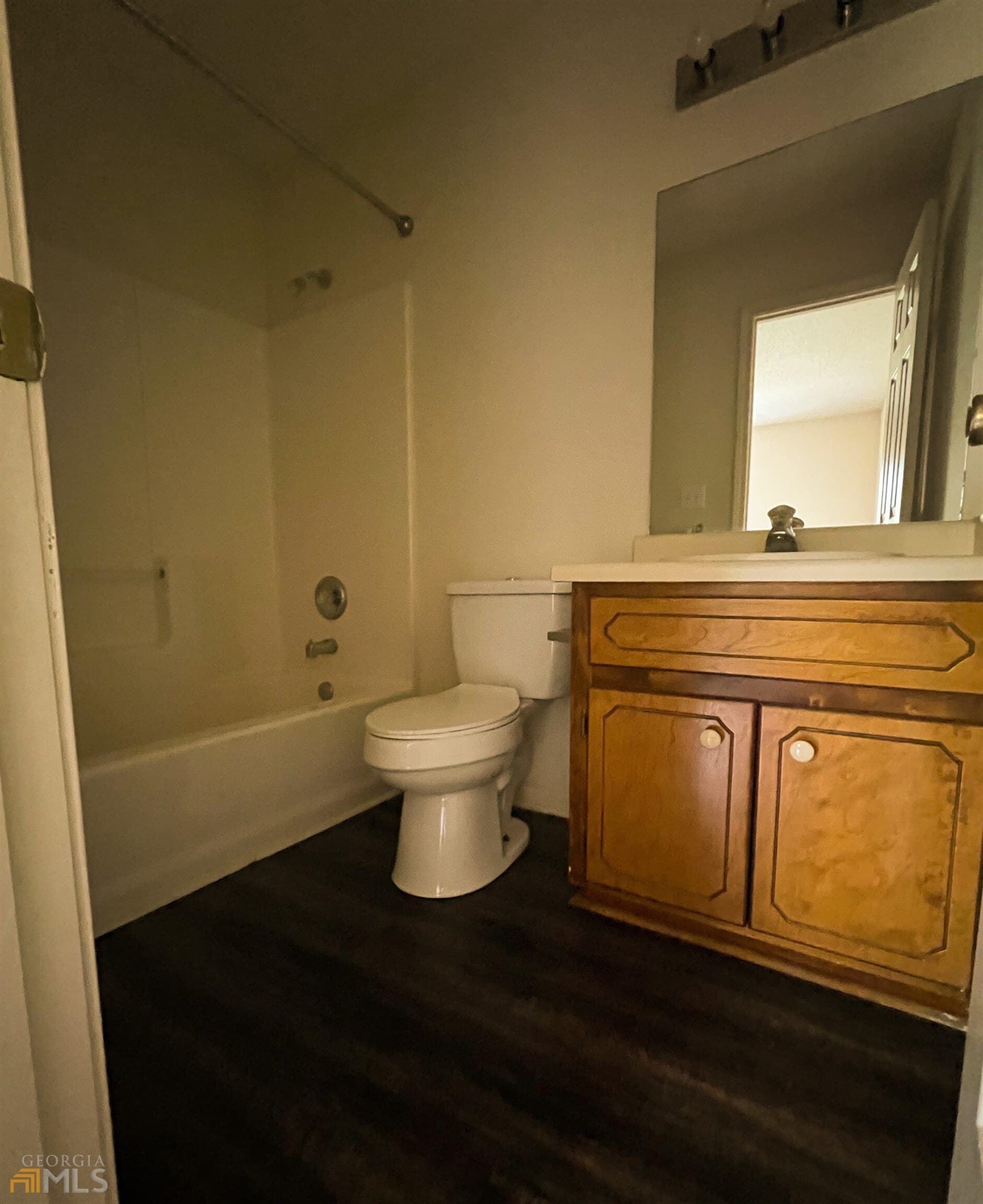 2 bedroom, 2 bathroom, 1,200 sq ft single family residence for rent at 1820 North Ridge Drive UNIT B, Milledgeville, GA 31061 for $975 a month — photo 4