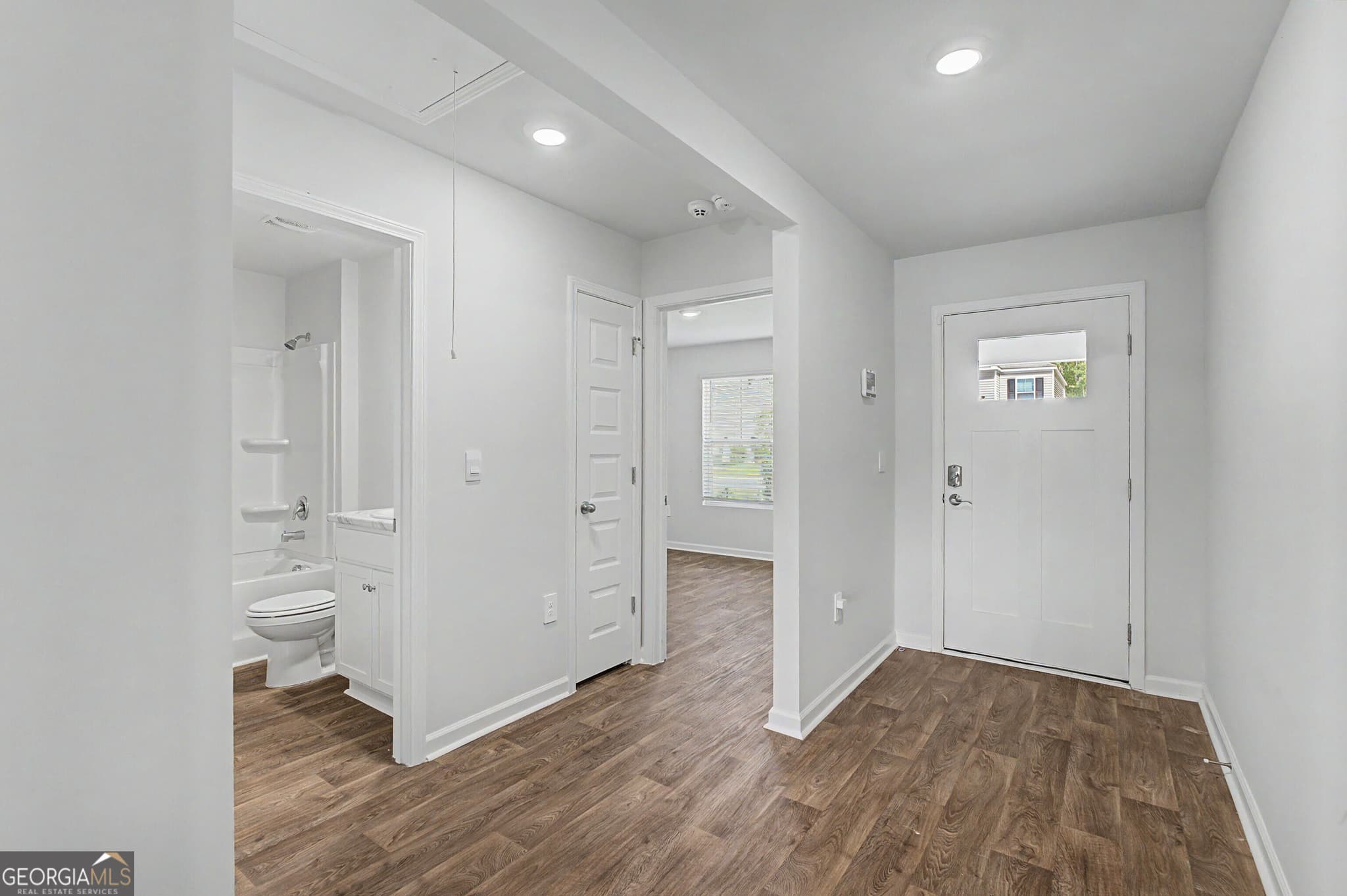 3 bedroom, 2 bathroom, 1,618 sq ft single family residence for sale at 44 Autumn's Wood Drive, Brunswick, GA 31525 — photo 4