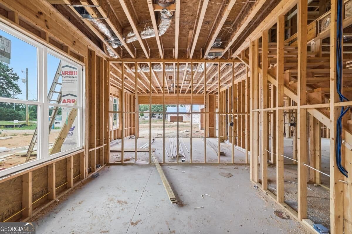 5 bedroom, 5.5 bathroom, 5,500 sq ft single family residence for sale at 1752 Lee Peters Road, Loganville, GA 30052 — photo 8