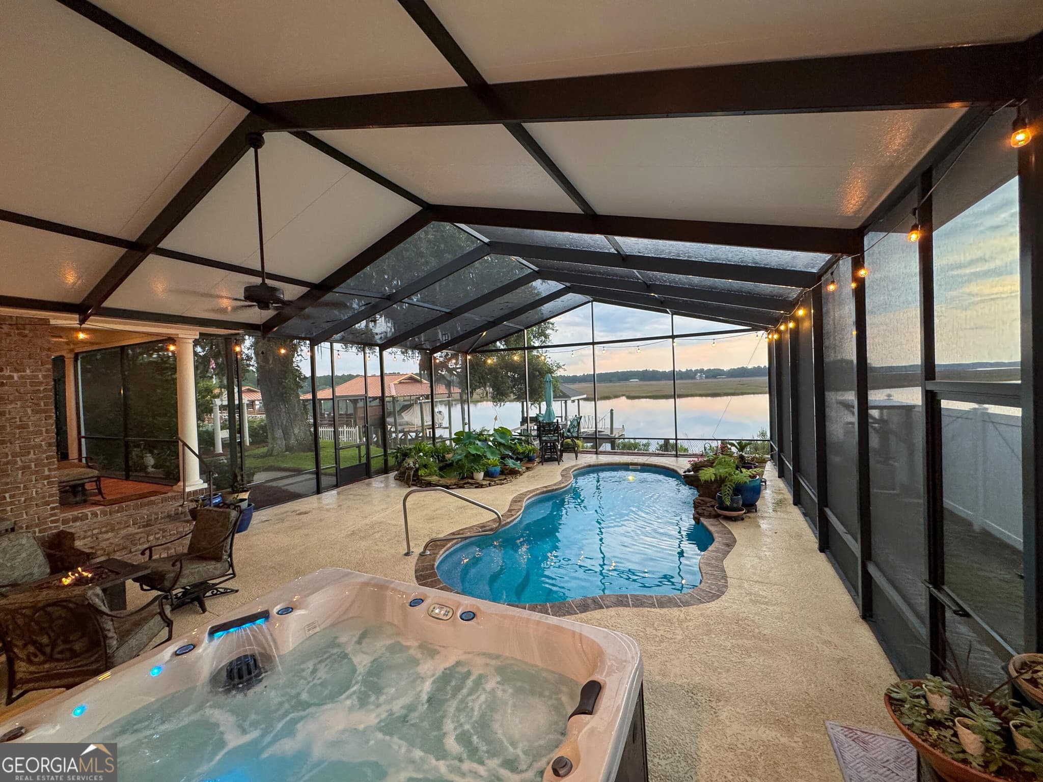 3 bedroom, 2.5 bathroom, 2,010 sq ft single family residence for sale at 543 E 1st Street, Midway, GA 31320 — photo 6