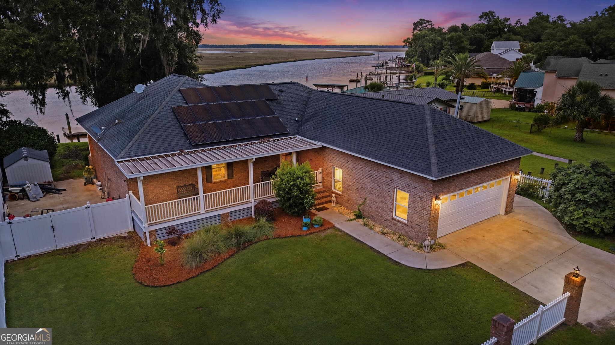 3 bedroom, 2.5 bathroom, 2,010 sq ft single family residence for sale at 543 E 1st Street, Midway, GA 31320 — photo 3