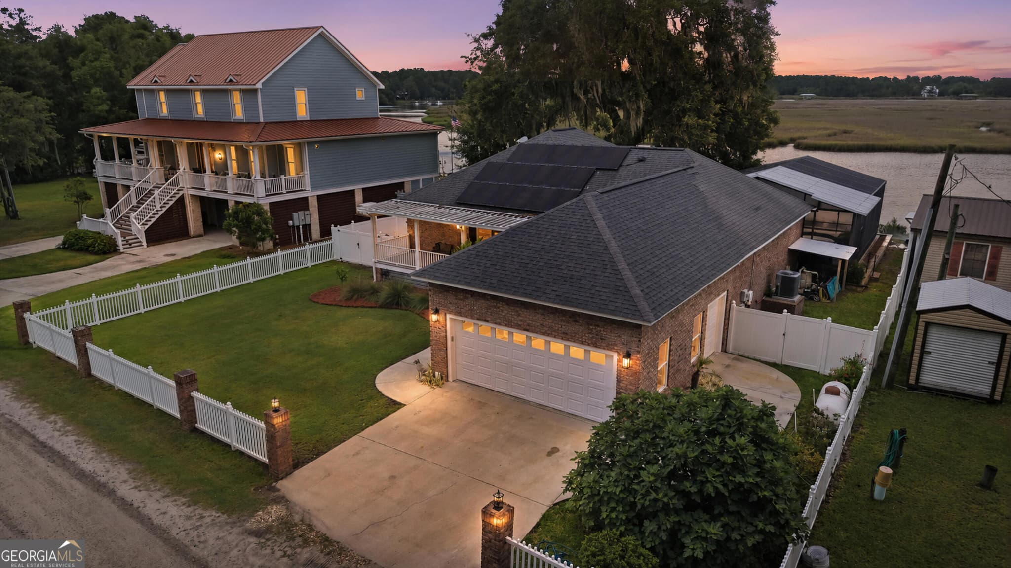 3 bedroom, 2.5 bathroom, 2,010 sq ft single family residence for sale at 543 E 1st Street, Midway, GA 31320 — photo 4