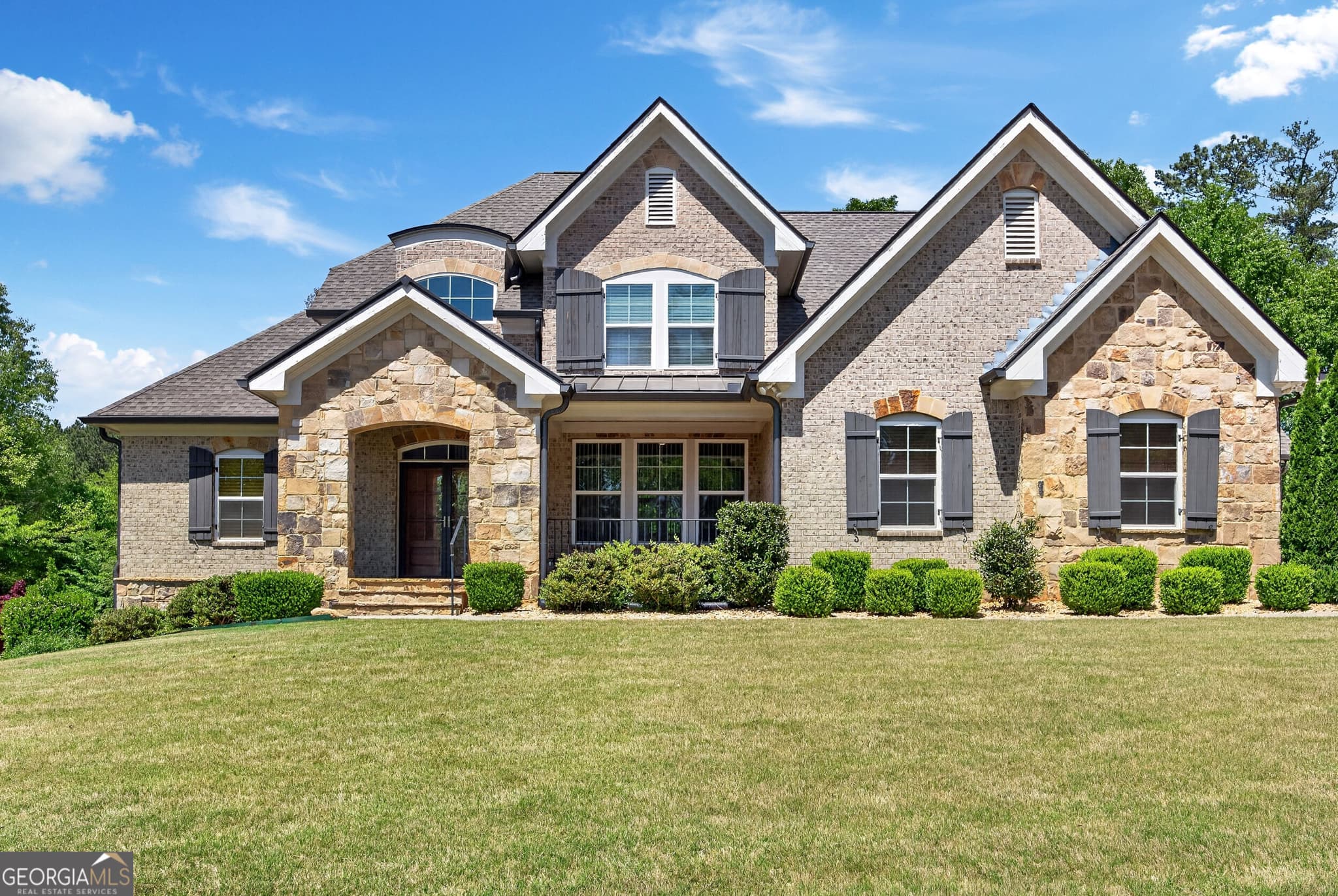 6 bedroom, 4 bathroom, 4,630 sq ft single family residence for sale at 2710 Bolton Abbey Drive, Marietta, GA 30064 — photo 1 of 43