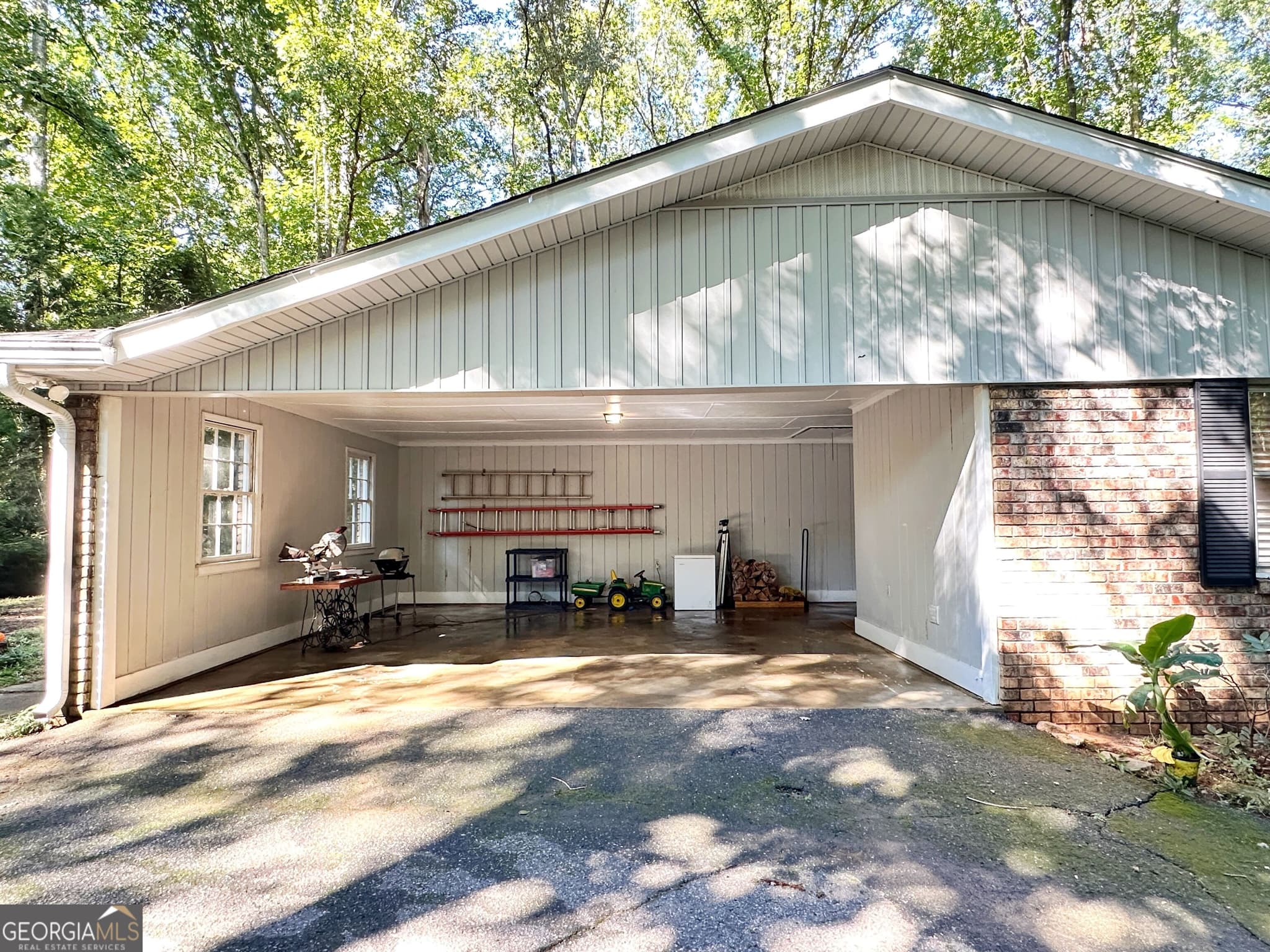 3 bedroom, 2 bathroom, 1,888 sq ft single family residence for sale at 245 Homestead Drive, Athens, GA 30605 — photo 4