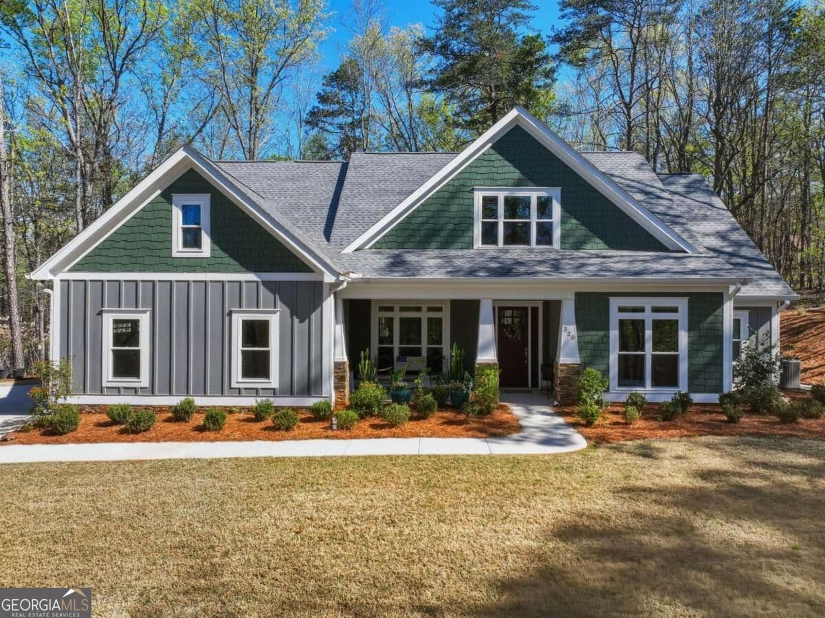4 bedroom, 3 bathroom, 3,037 sq ft single family residence for sale at 320 Fern Park Drive, Dawsonville, GA 30534 — photo 3