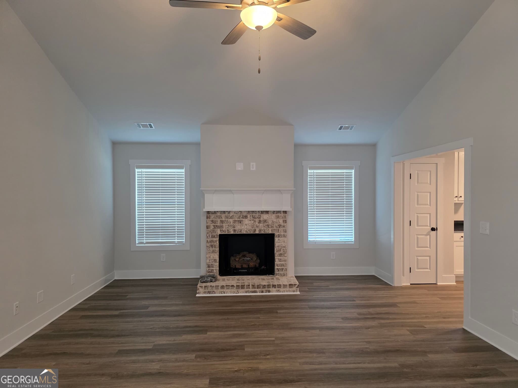 3 bedroom, 2 bathroom, 1,600 sq ft single family residence for sale at 191 Charlie Way 30, Winder, GA 30680 — photo 2
