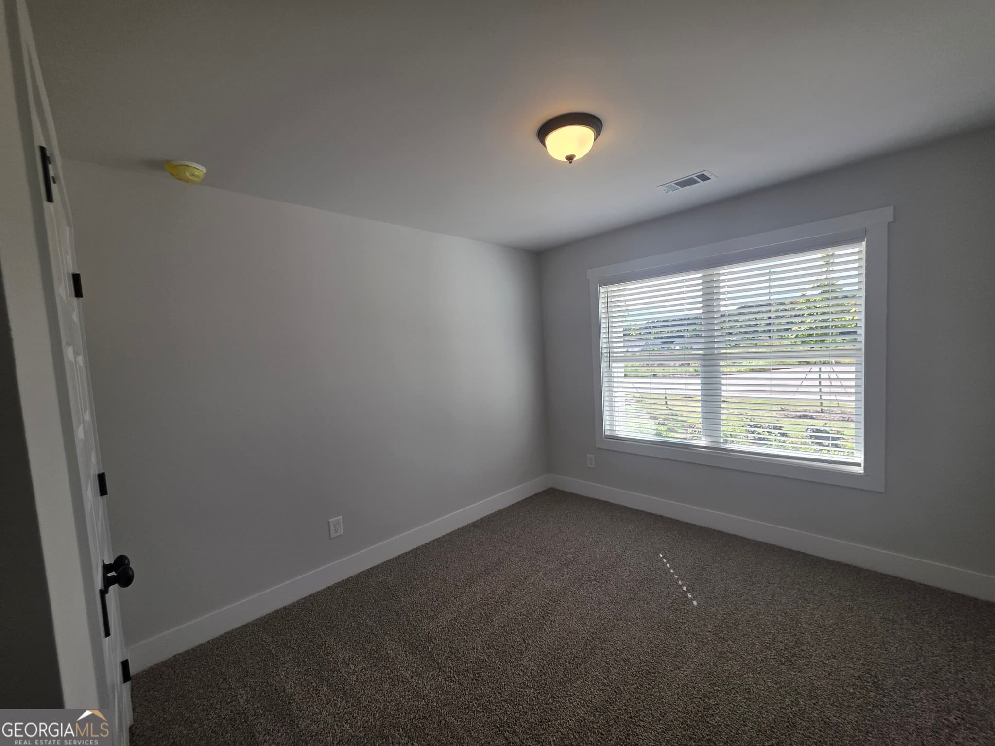 3 bedroom, 2 bathroom, 1,600 sq ft single family residence for sale at 191 Charlie Way 30, Winder, GA 30680 — photo 6