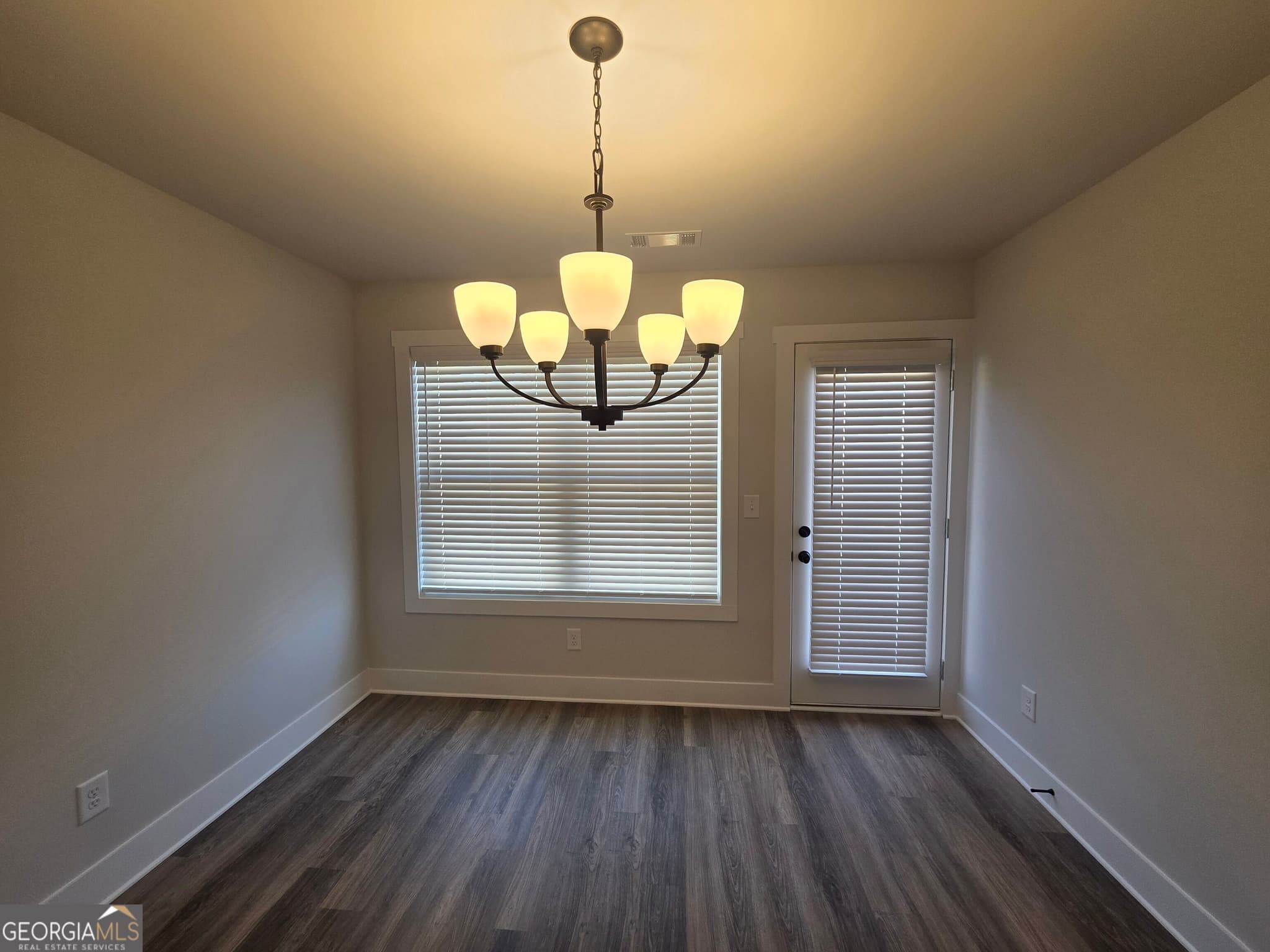 3 bedroom, 2 bathroom, 1,600 sq ft single family residence for sale at 191 Charlie Way 30, Winder, GA 30680 — photo 5