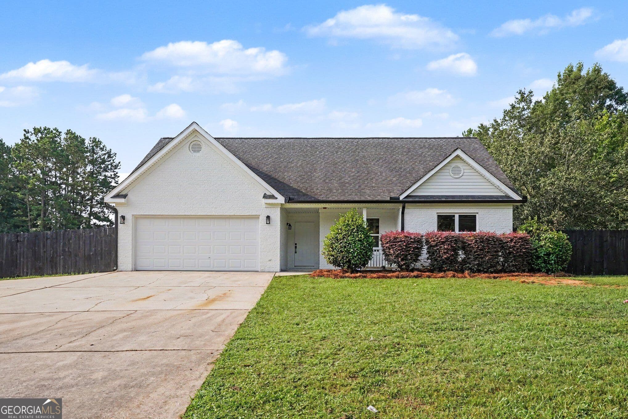 3 bedroom, 2 bathroom, 1,821 sq ft single family residence for rent at 520 Vineyard Road, Griffin, GA 30223 for $1,950 a month — photo 2