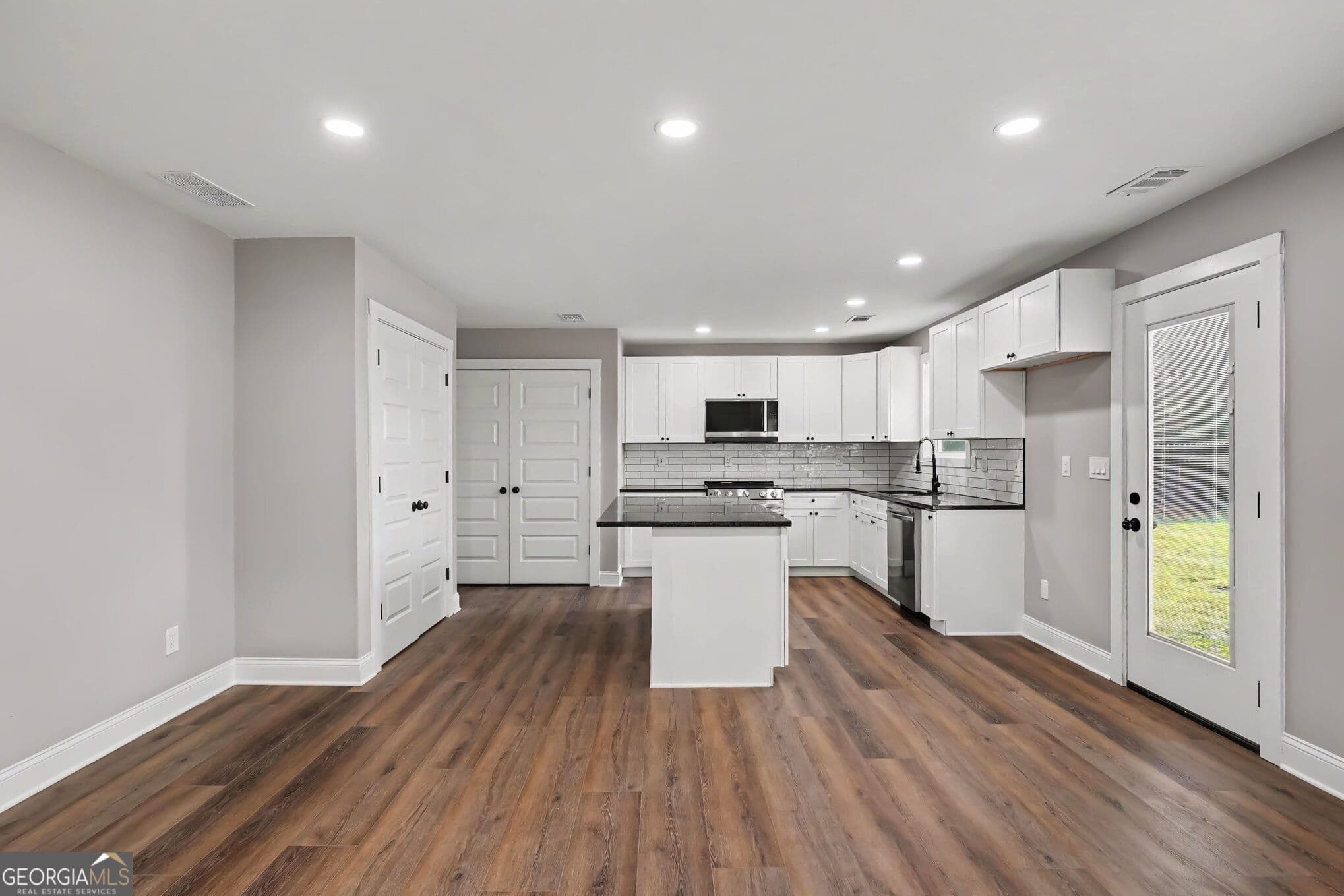 3 bedroom, 2 bathroom, 1,821 sq ft single family residence for rent at 520 Vineyard Road, Griffin, GA 30223 for $1,950 a month — photo 9