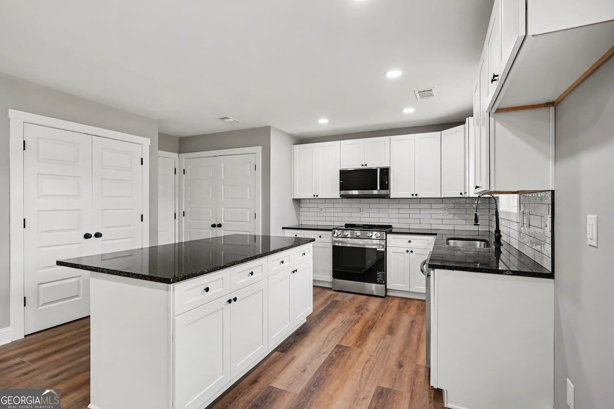 3 bedroom, 2 bathroom, 1,821 sq ft single family residence for rent at 520 Vineyard Road, Griffin, GA 30223 for $1,950 a month — photo 10