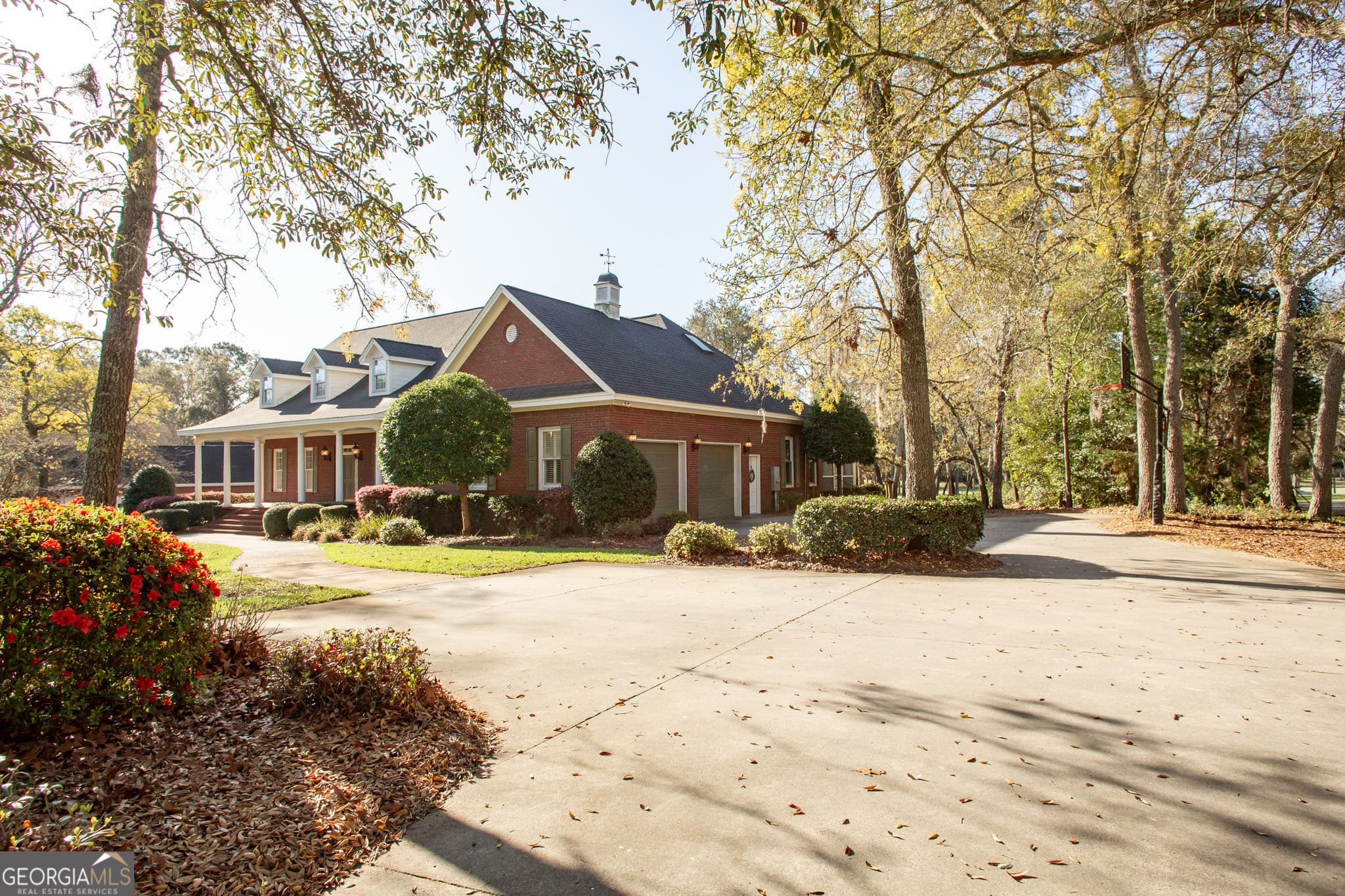 5 bedroom, 3 bathroom, 4,464 sq ft single family residence under contract at 1473 N River Oaks Drive, Blackshear, GA 31516 — photo 5