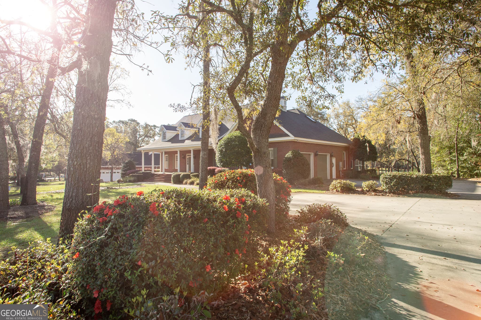 5 bedroom, 3 bathroom, 4,464 sq ft single family residence under contract at 1473 N River Oaks Drive, Blackshear, GA 31516 — photo 4