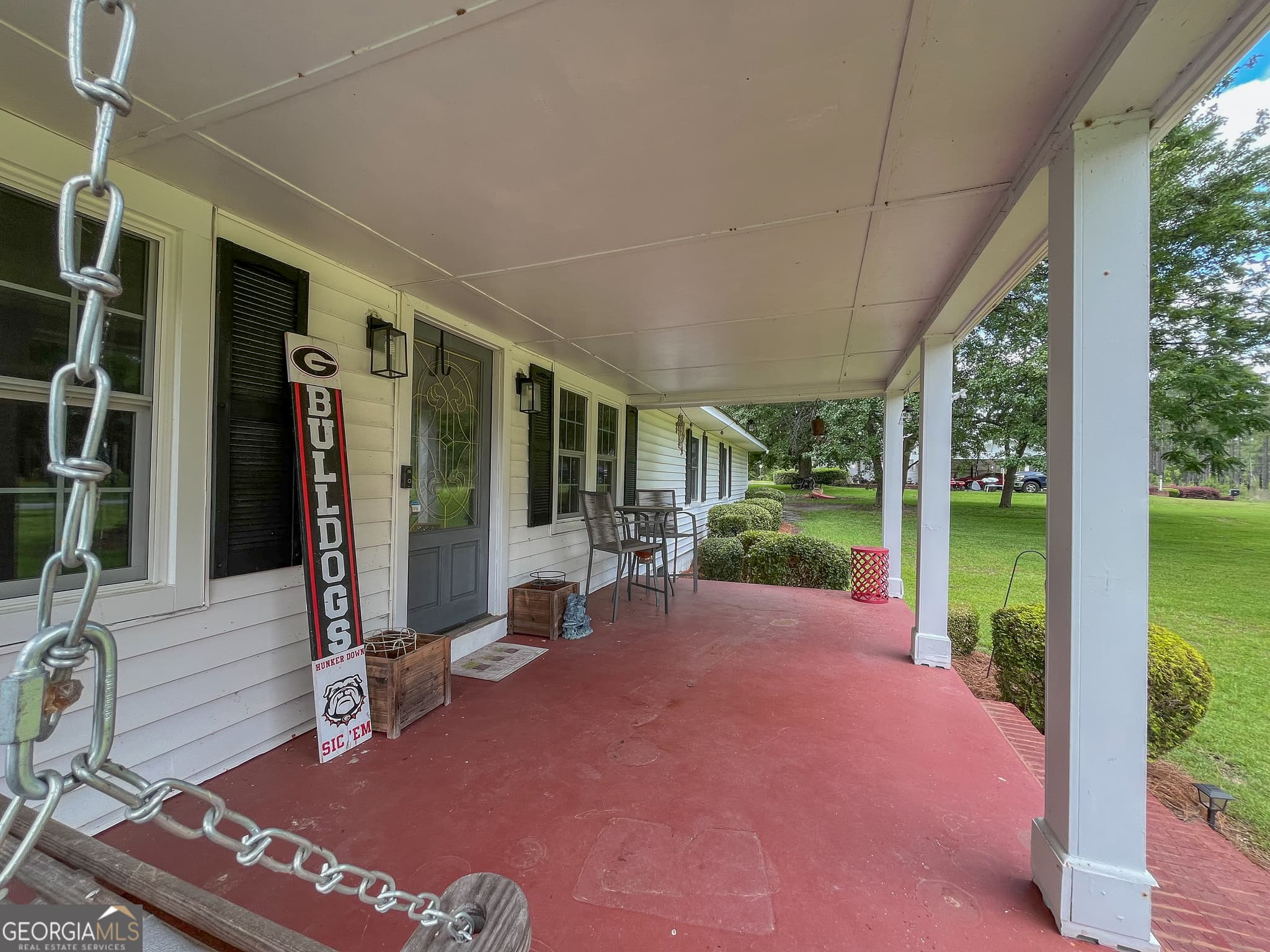 2 bedroom, 2 bathroom, 2,056 sq ft single family residence under contract at 431 Strickland Road, Dublin, GA 31021 — photo 6
