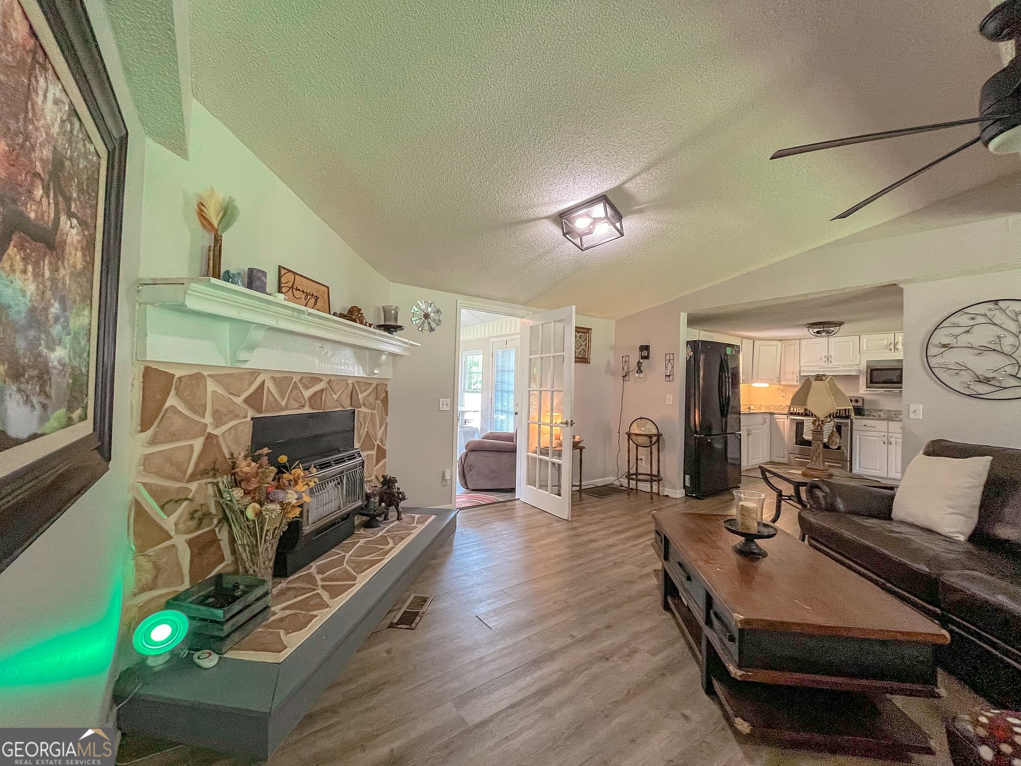 2 bedroom, 2 bathroom, 2,056 sq ft single family residence under contract at 431 Strickland Road, Dublin, GA 31021 — photo 9