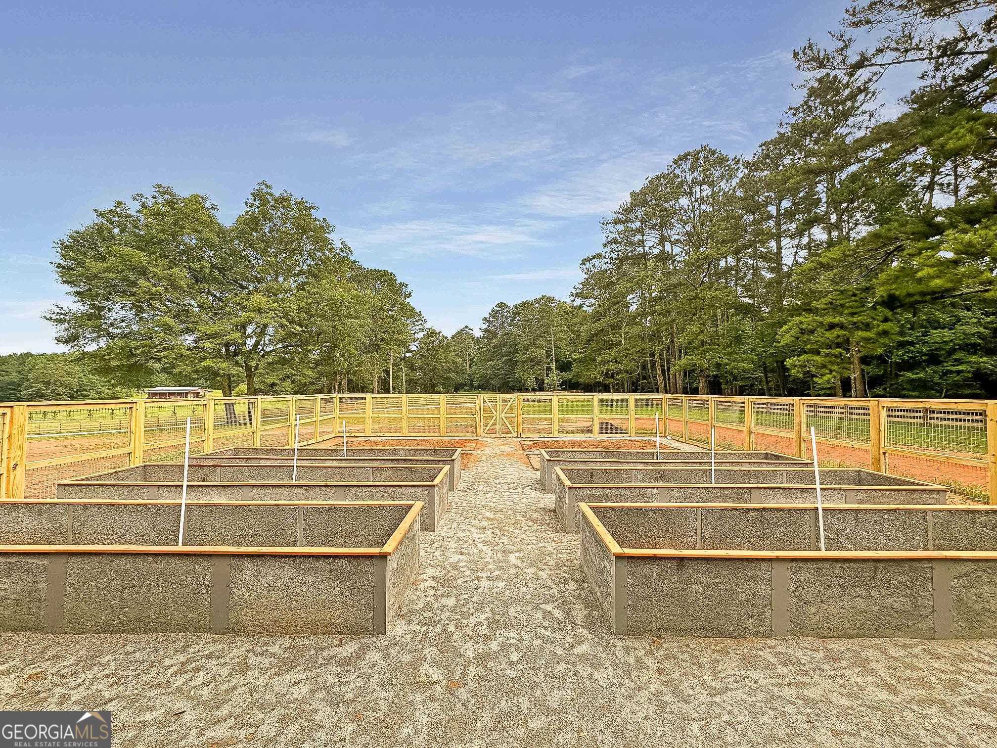 residential lot for sale at 15 Farmstead Lane HOMESITE 1, Chattahoochee Hills, GA 30268 — photo 7