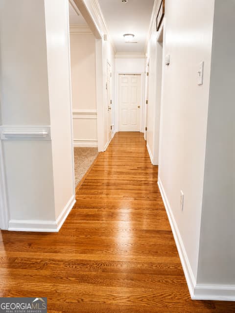 4 bedroom, 2.5 bathroom, 3,687 sq ft single family residence for sale at 123 W Castle View Drive, Braselton, GA 30517 — photo 10