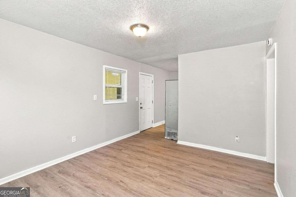 2 bedroom, 1 bathroom single family residence for rent at 2838 Cardo Drive, Atlanta, GA 30318 for $1,390 a month — photo 6