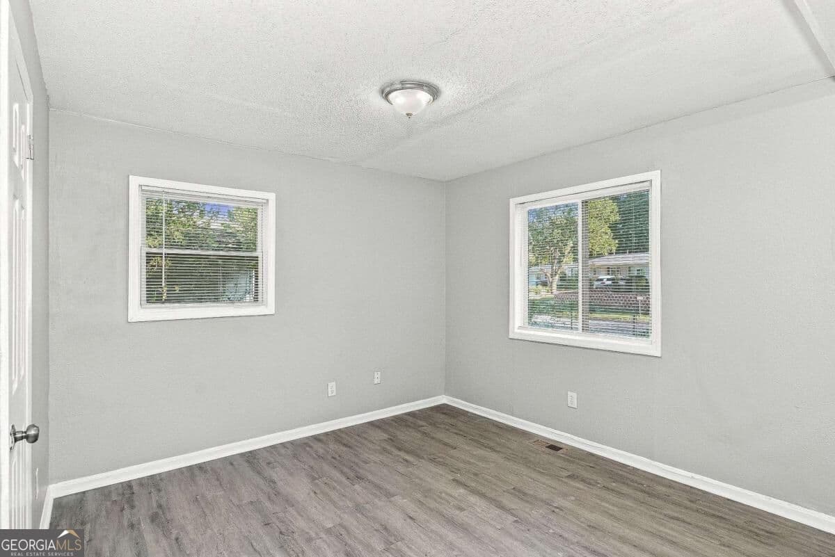 2 bedroom, 1 bathroom single family residence for rent at 2838 Cardo Drive, Atlanta, GA 30318 for $1,390 a month — photo 5