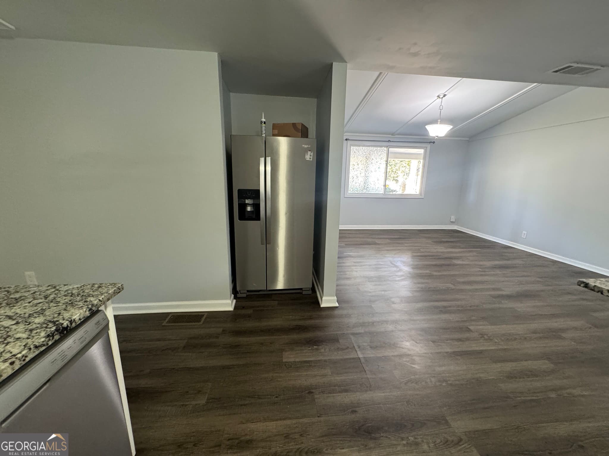 2 bedroom, 2 bathroom, 1,300 sq ft single family residence for rent at 4117 Etowah Drive, Acworth, GA 30102 for $2,300 a month — photo 9