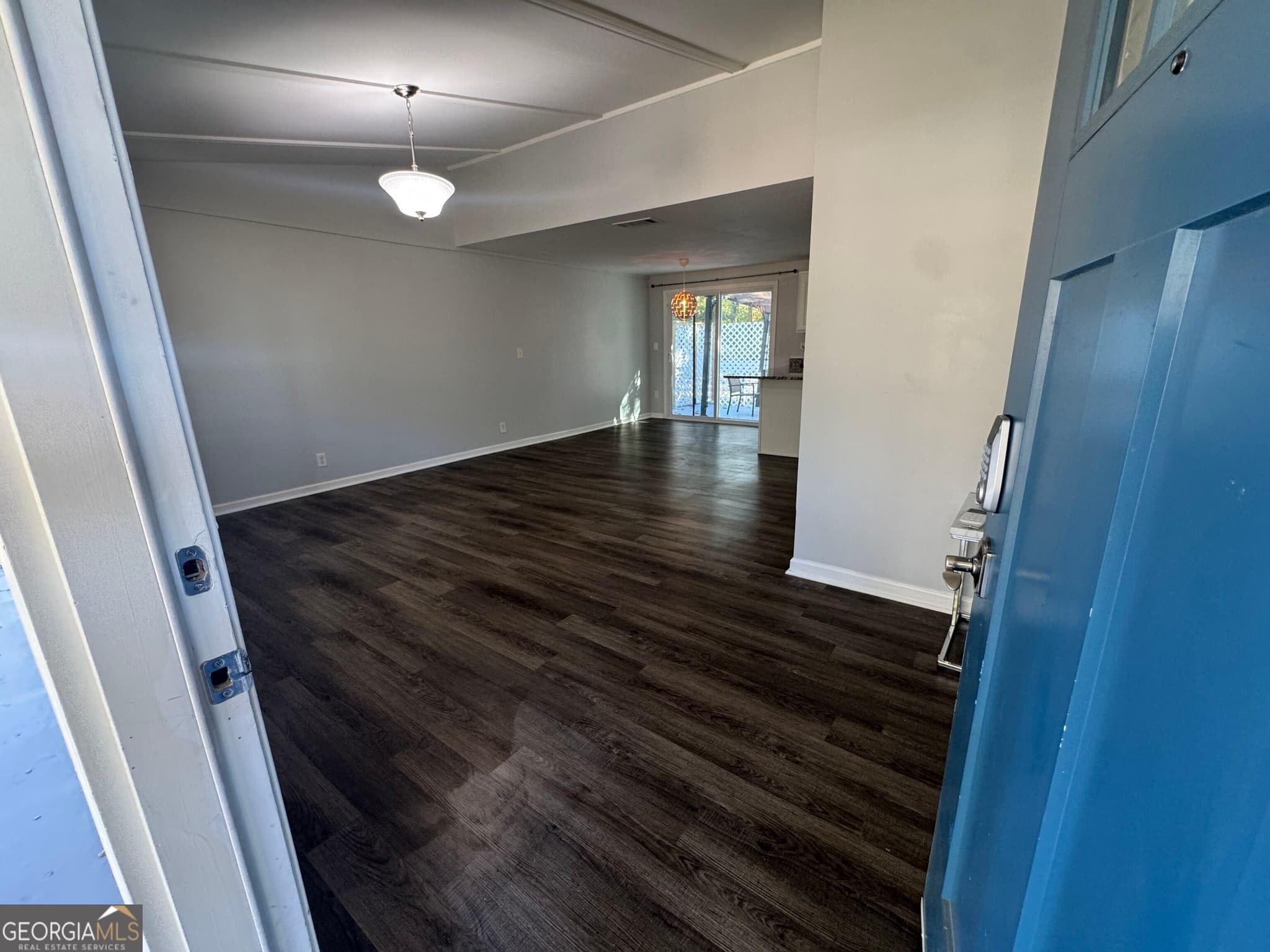 2 bedroom, 2 bathroom, 1,300 sq ft single family residence for rent at 4117 Etowah Drive, Acworth, GA 30102 for $2,300 a month — photo 4