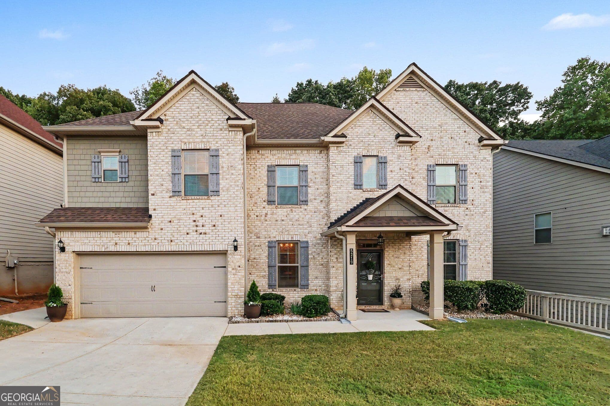 6 bedroom, 4 bathroom, 4,122 sq ft single family residence for sale at 5219 Tye Trail, Fairburn, GA 30213 — photo 1 of 65