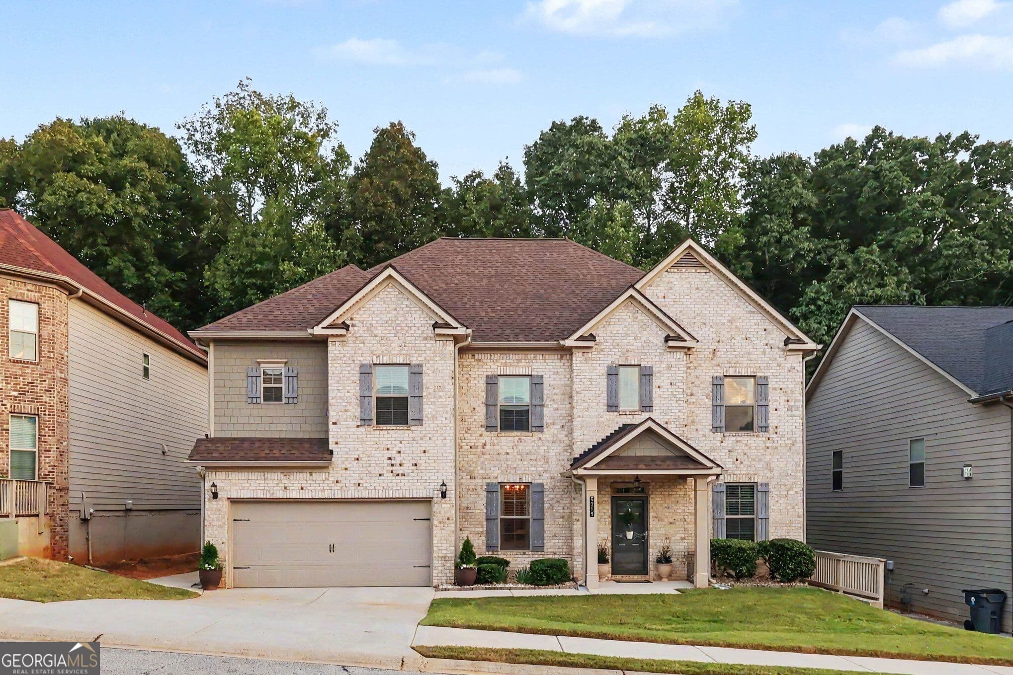 6 bedroom, 4 bathroom, 4,122 sq ft single family residence for sale at 5219 Tye Trail, Fairburn, GA 30213 — photo 8