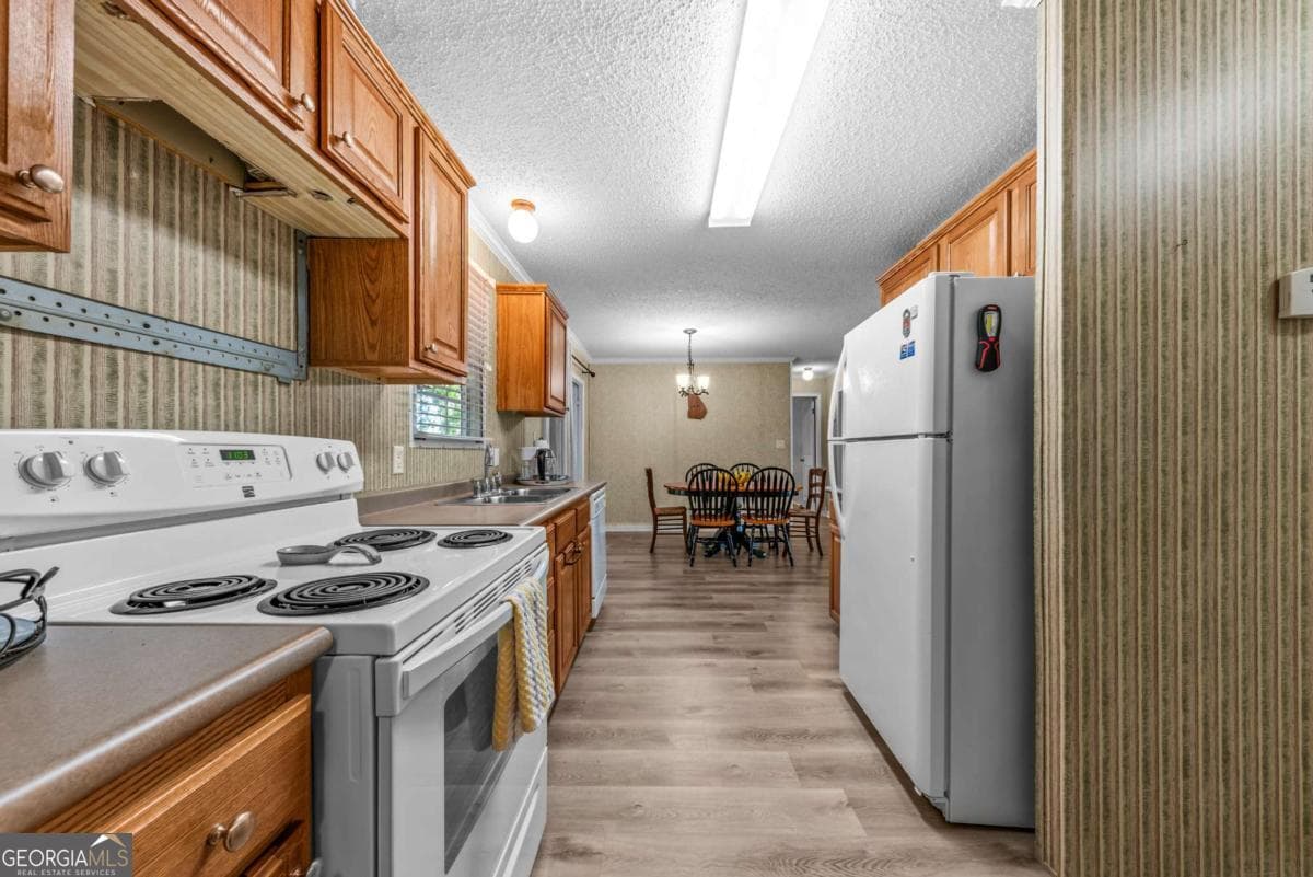 3 bedroom, 2 bathroom, 1,404 sq ft manufactured home,single family residence for sale at 194 Phillips Road, Eatonton, GA 31024 — photo 10