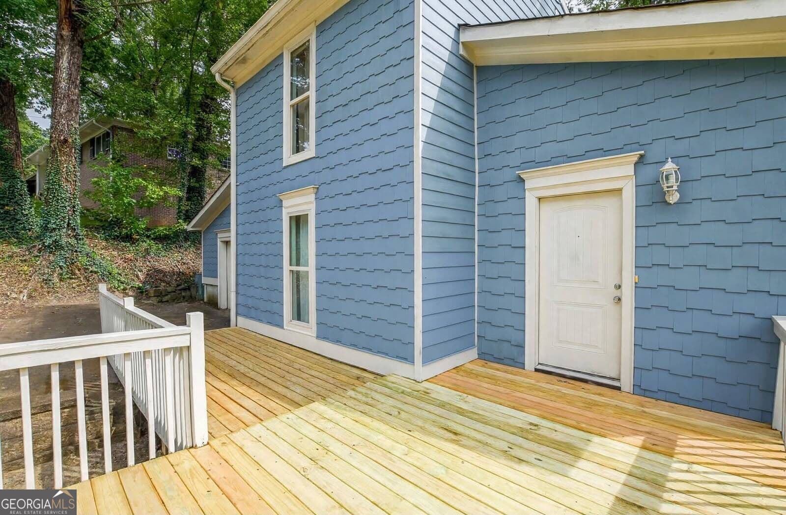 4 bedroom, 3 bathroom, 2,481 sq ft single family residence for sale at 1254 Woodleigh Road, Marietta, GA 30008 — photo 3