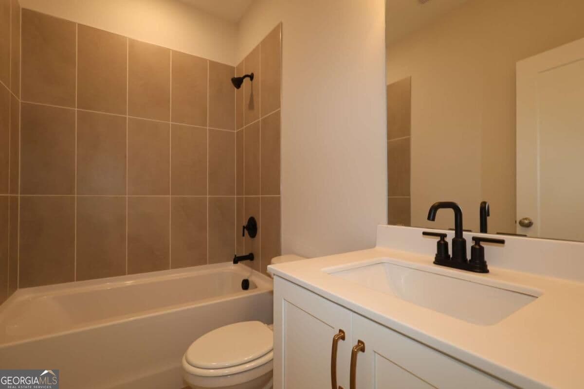 4 bedroom, 4 bathroom, 3,008 sq ft single family residence for sale at 339 Beebalm Street, Woodstock, GA 30188 — photo 10