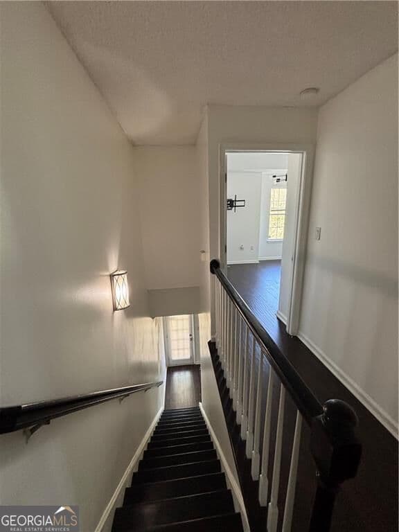 2 bedroom, 2.5 bathroom townhouse for sale at 584 Windsor Street, Atlanta, GA 30312 — photo 9