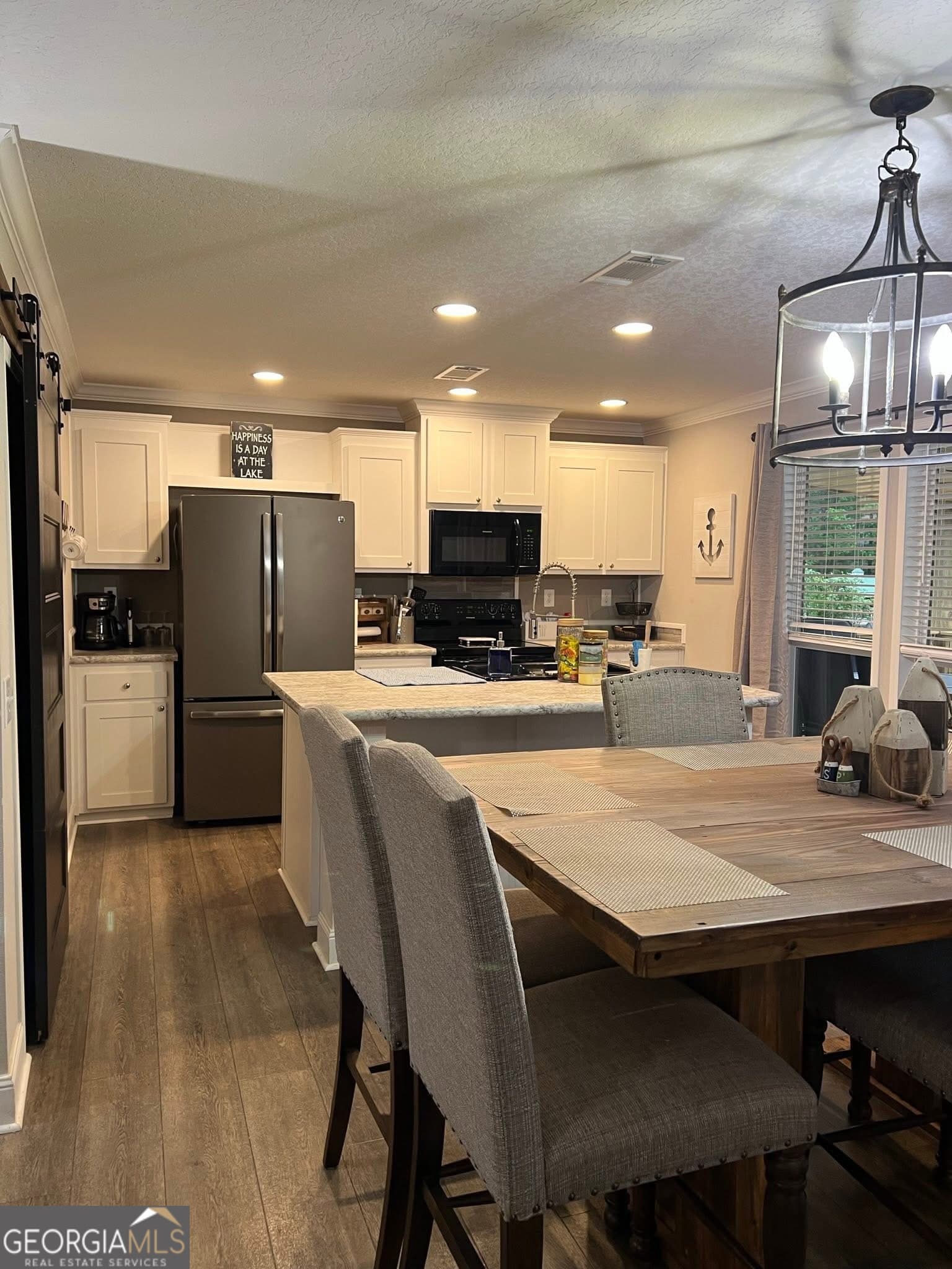 3 bedroom, 2 bathroom, 1,680 sq ft manufactured home,single family residence for sale at 60 Bay Point, Sparta, GA 31087 — photo 7