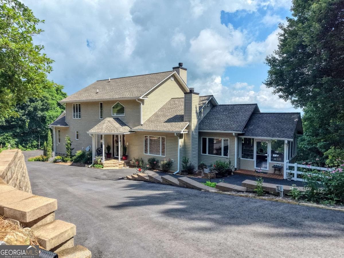 4 bedroom, 4 bathroom, 3,999 sq ft single family residence for sale at 880 Locust Trail, Hiawassee, GA 30546 — photo 9