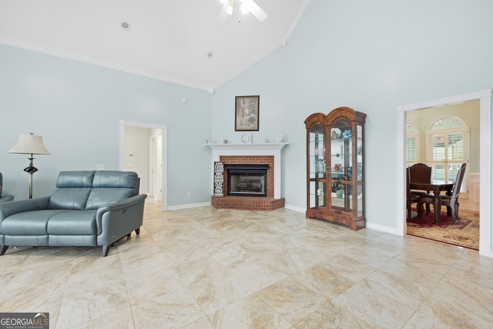 4 bedroom, 3.5 bathroom, 2,767 sq ft single family residence for sale at 8400 Heron Circle, Ooltewah, TN 37363 — photo 6