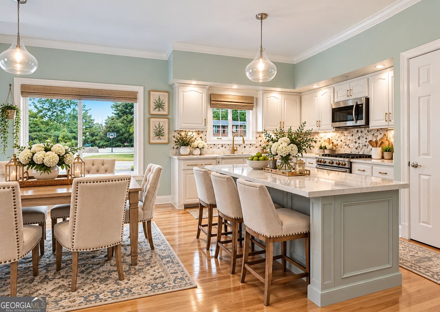 4 bedroom, 3.5 bathroom, 2,767 sq ft single family residence for sale at 8400 Heron Circle, Ooltewah, TN 37363 — photo 8