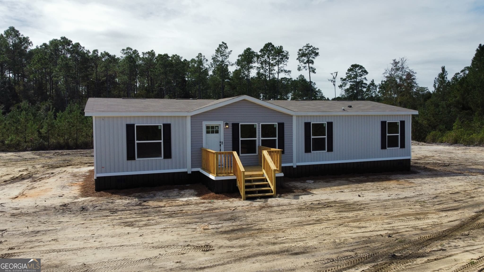 4 bedroom, 2 bathroom, 1,568 sq ft manufactured home,mobile home sold at 6601 Trudie Road, Blackshear, GA 31516
