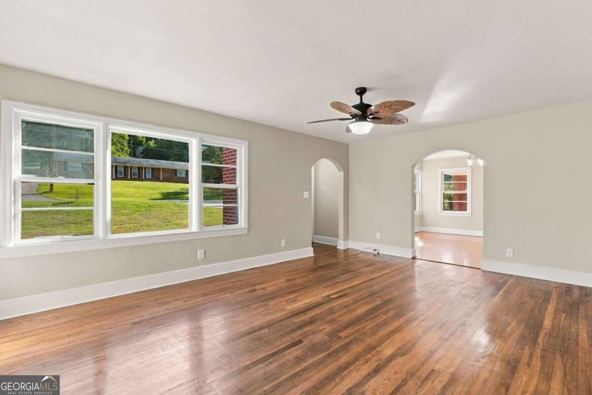 2 bedroom, 1 bathroom, 1,566 sq ft single family residence for sale at 3016 Maple Road, Lindale, GA 30147 — photo 6