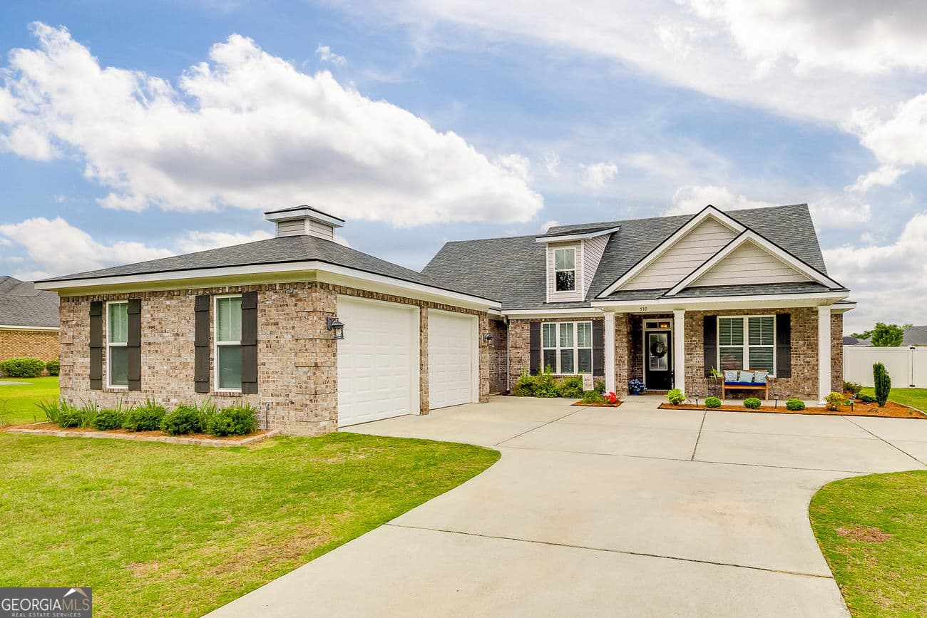 4 bedroom, 3 bathroom, 2,463 sq ft single family residence sold at 539 Braves Field Drive, Guyton, GA 31312